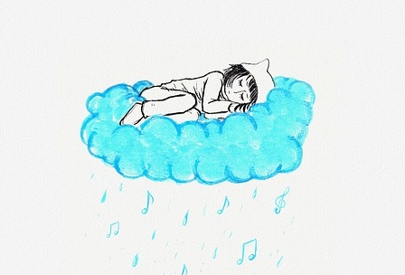 雲の上で寝ている少女