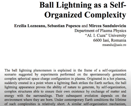 自己組織化された複雑さとしてのボールライトニング（球電光）