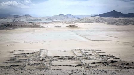 ペルーの砂漠の遺跡