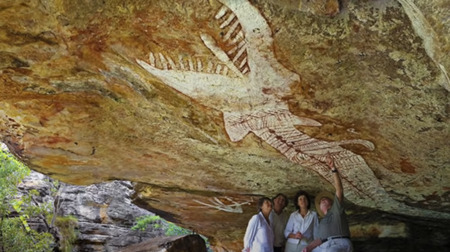 バラマンディが描かれた洞窟壁画