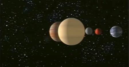 金星は土星のちょうど真ん中に見え、火星は金星のすぐ前にある