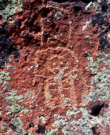 petroglyph--ancient alien?