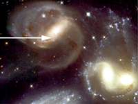 銀河NGC 7319の手前にあるULX